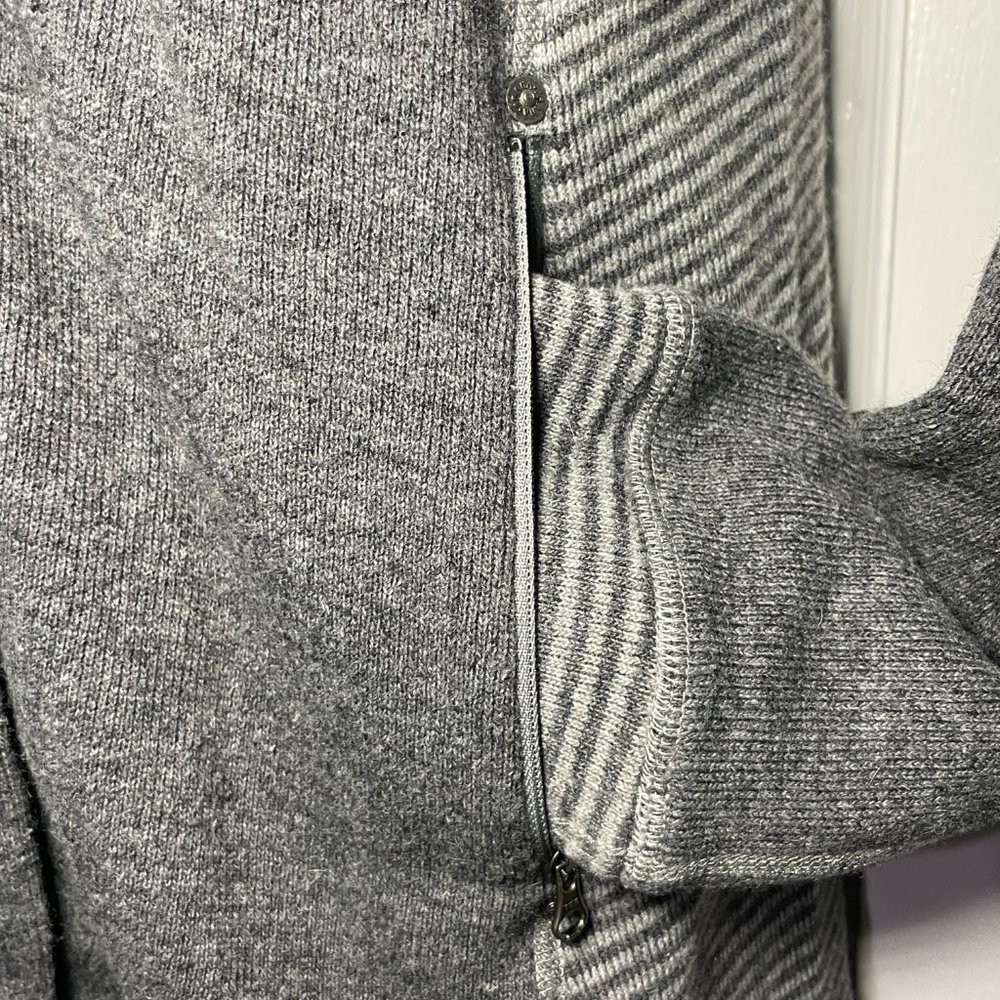 prAna - Grey Breathe Kari Zip Front Hooded Jacket Coat - Picture 8 of 13